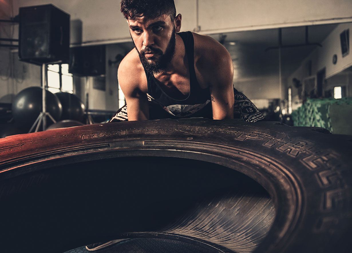 Tyre flip functional training
